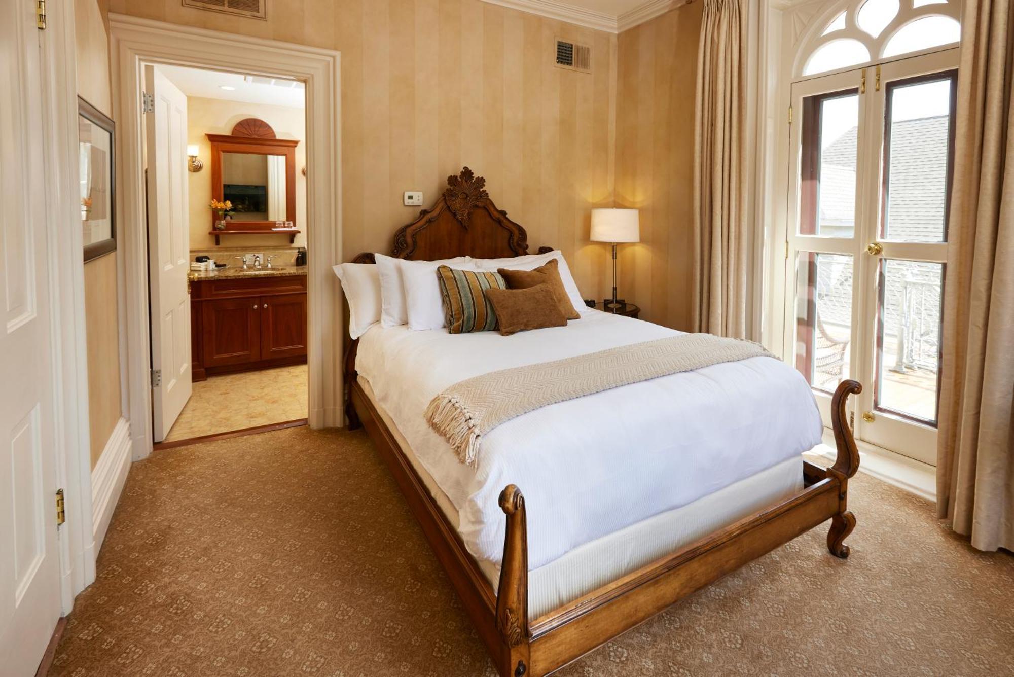 Mansion Hill Inn Мадисон Экстерьер фото