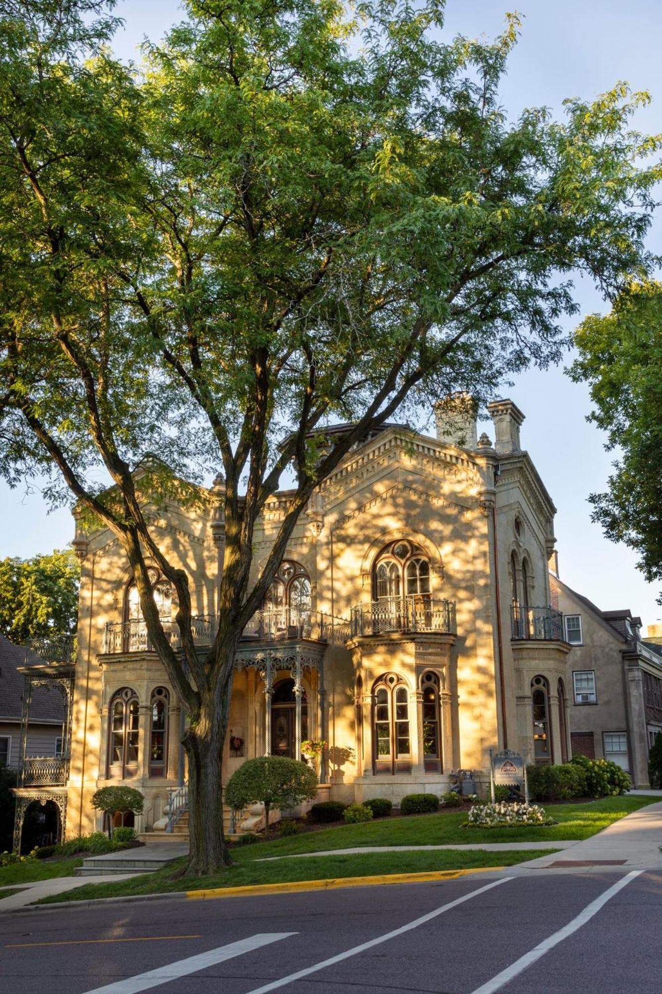 Mansion Hill Inn Мадисон Экстерьер фото